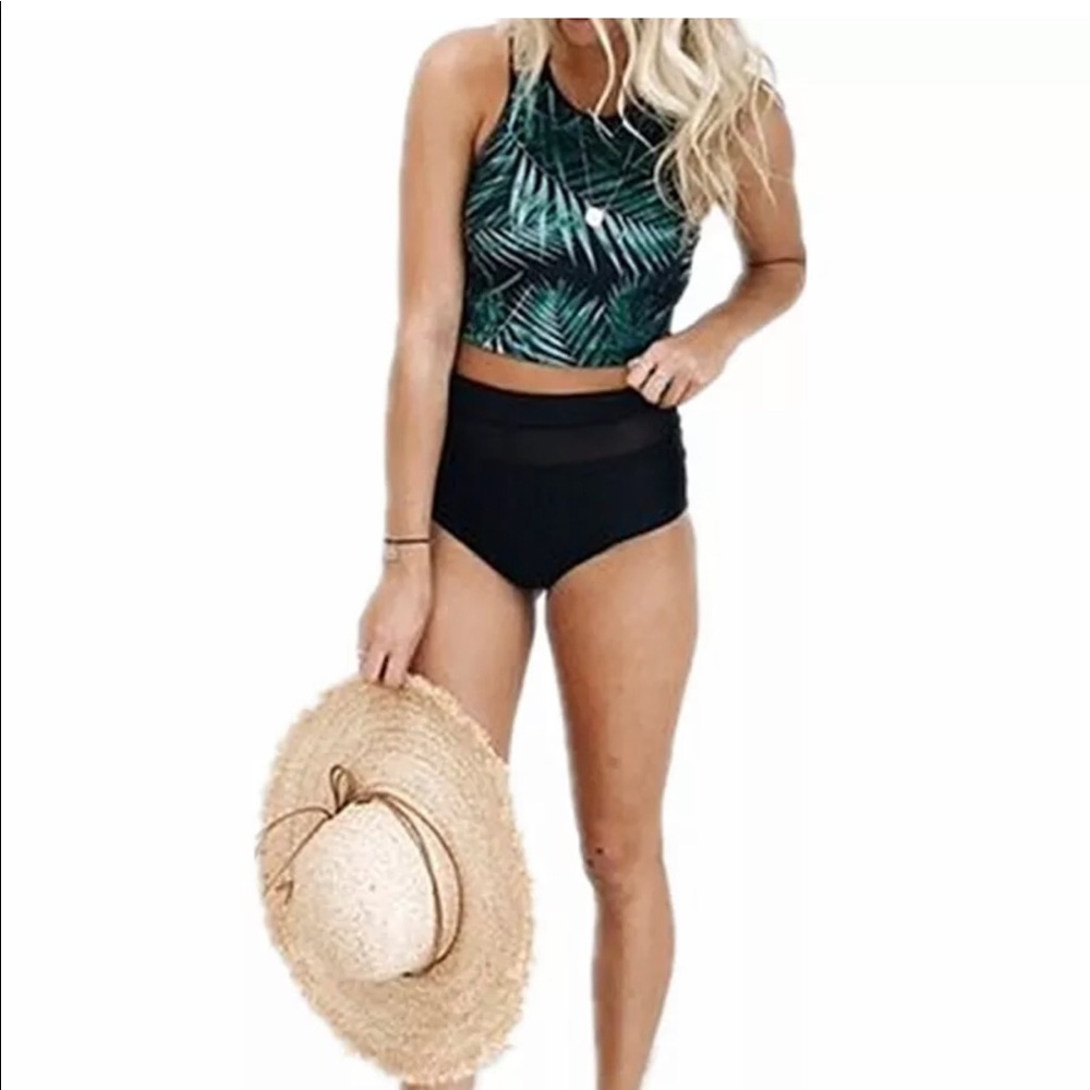 Crop top bikini 🏝